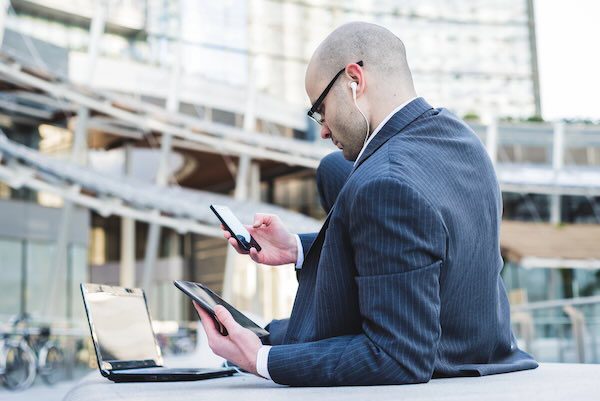 You are currently viewing The New Normal: Telecommuting has increased productivity while at the same time resulted in burning out attorneys.